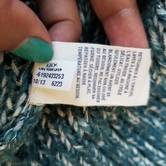 American Eagle Outfitters Cowl Neck Sweater Size Small - Picture 6 of 13